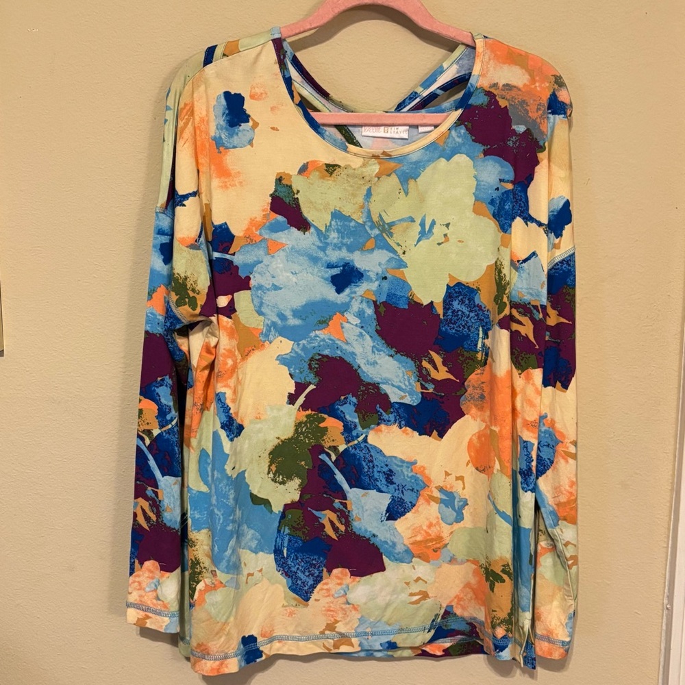 Belle by Kim Gravel Rayon Spandex Blooms a Blur Cross Back Knit Top-Large Tunic